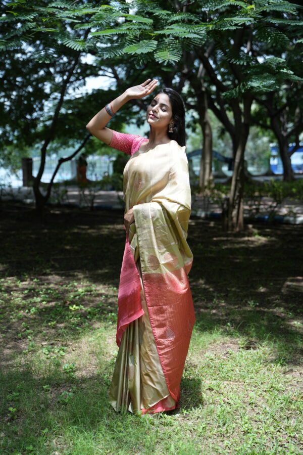 Creamy Borderless Vegan Silk - Image 4