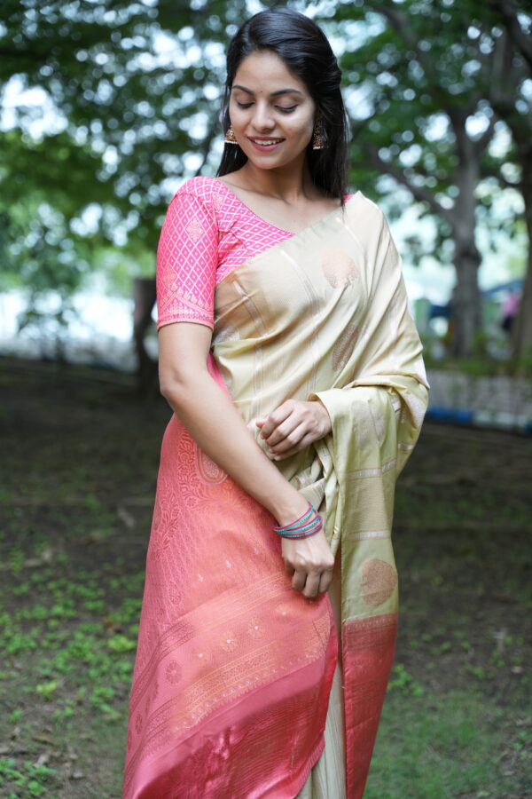 Creamy Borderless Vegan Silk - Image 7