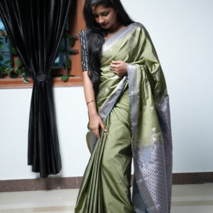 Stunning Silver Pastel